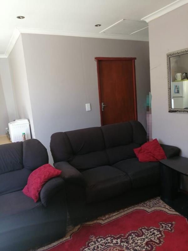 2 Bedroom Property for Sale in Khaya Western Cape